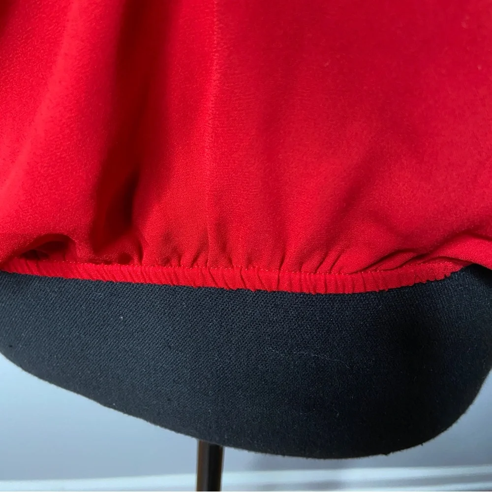 Red Top - Picture 5 of 5
